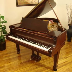1922 Hamburg Steinway model O Grand Piano in Rosewood Traditional Style