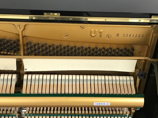 yamaha-u1-upright-piano-g